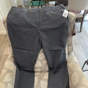 Women’s Napa Valley Pants new with tags 20WS